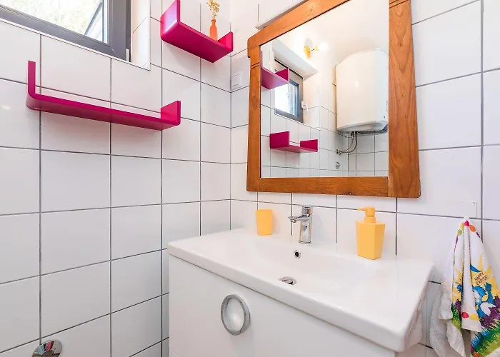 Mediterrane Casa Nur 350 Meter Zum Mit Meerblick, Waschmaschine, Smart-tv * Crikvenica