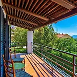 Ferienhaus Mediterrane Casa Nur 350 Meter Zum Mit Meerblick, Waschmaschine, Smart-tv