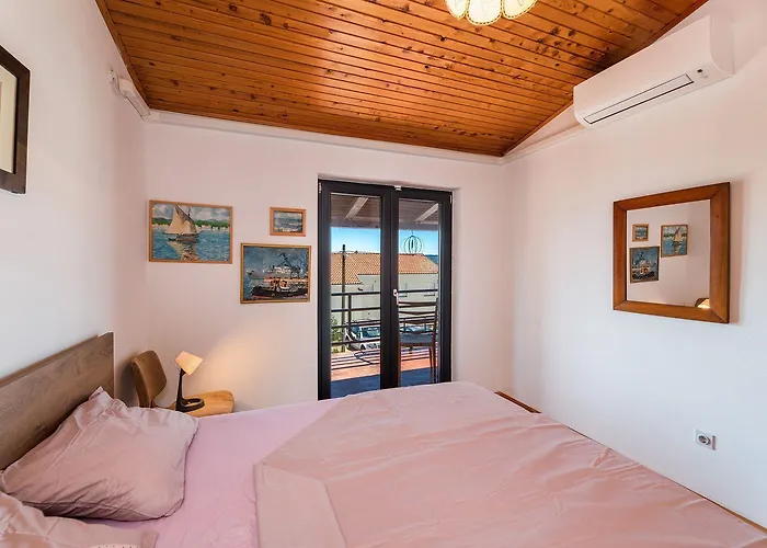 Mediterrane Casa Nur 350 Meter Zum Mit Meerblick, Waschmaschine, Smart-tv Holiday home Crikvenica