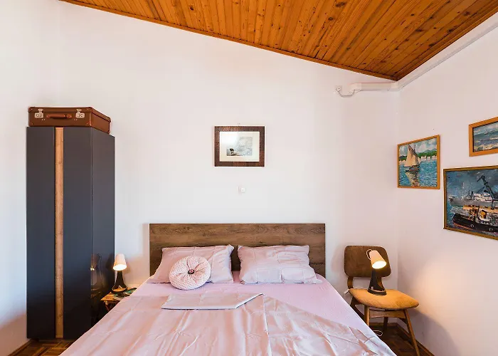 Holiday home Mediterrane Casa Nur 350 Meter Zum Mit Meerblick, Waschmaschine, Smart-tv Crikvenica